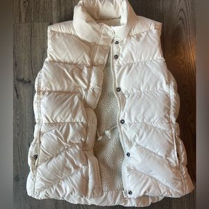 Women’s Puffer Vest Medium